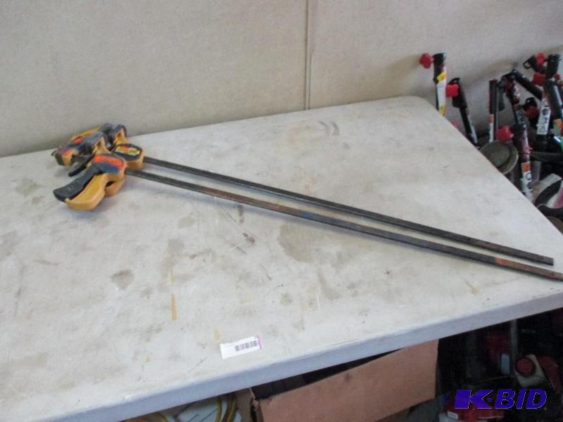 lot 25 image: 2 40" quick clamps...