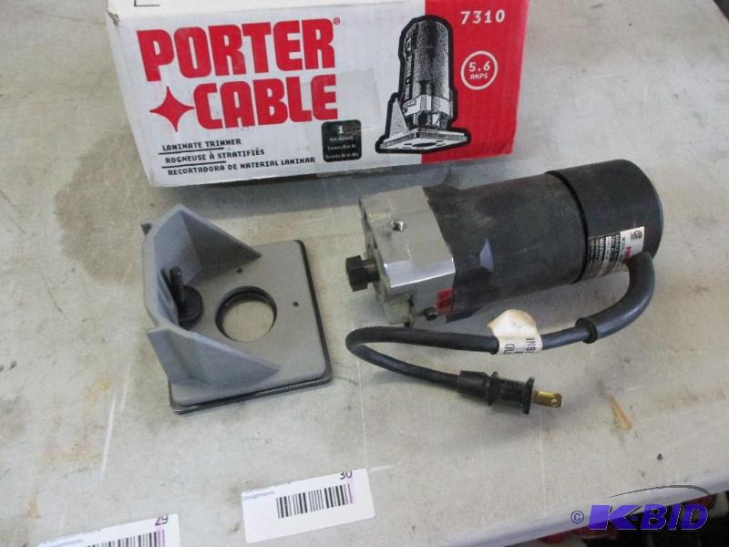 lot 30 image: Porter cable base plate for 7310 router, rout...