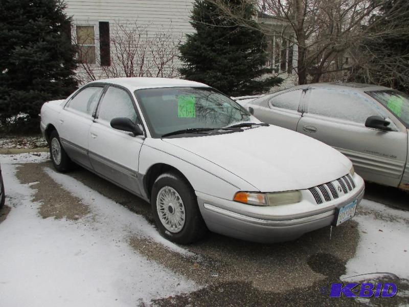 lot 4 image: Make &nbspChrysler Model   Concorde Yea...