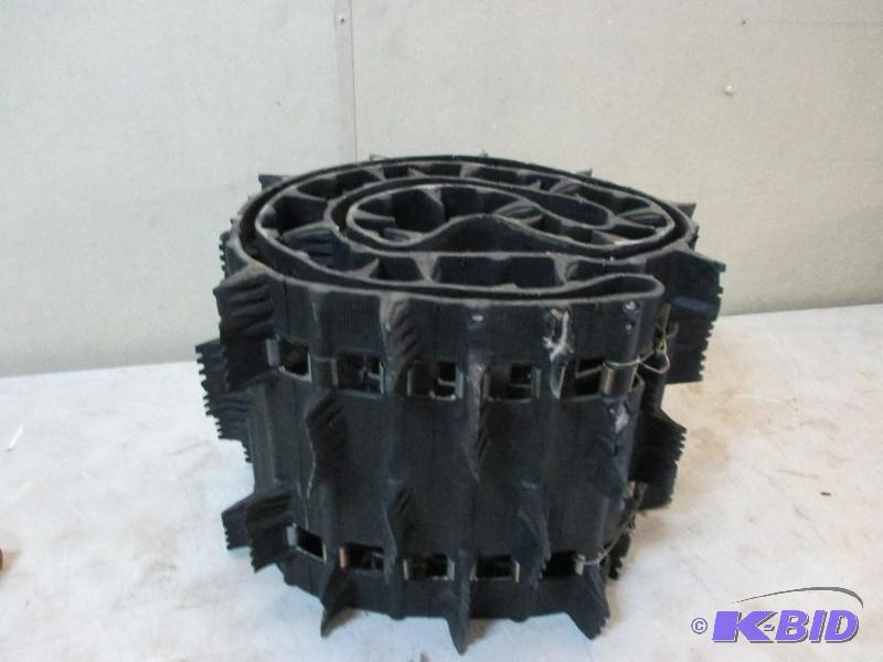 lot 51 image: 159" x 15" 2" paddle track, us...