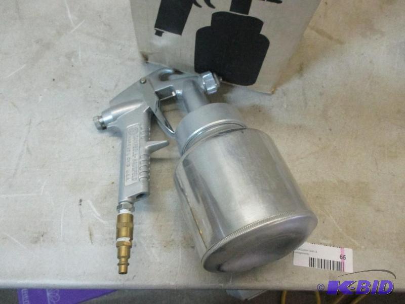 lot 66 image: new paint sprayer...