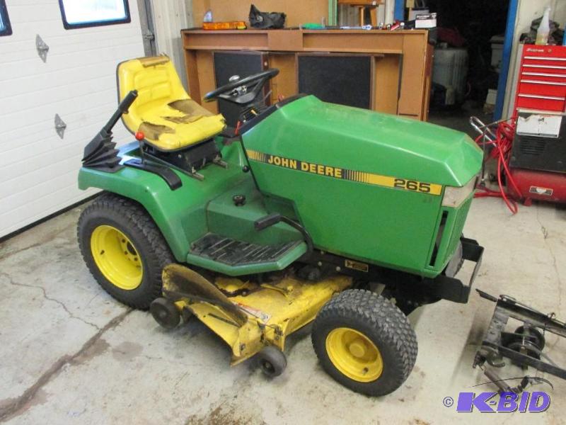 lot 9 image: JD 265 Mower comes with deck and matching sno...
