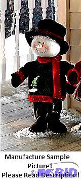 lot 22 image: Fiber Optic Snowman - This charming pair of s...