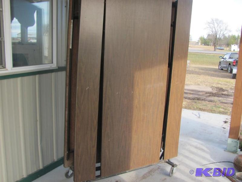 12 Long Fold-Up Lunchroom Table