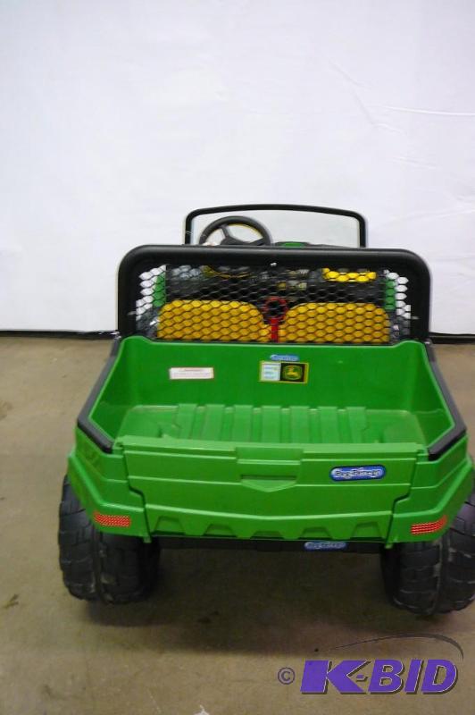 Power wheels John Deere Gator XAV550 Power wheels 169 KBID