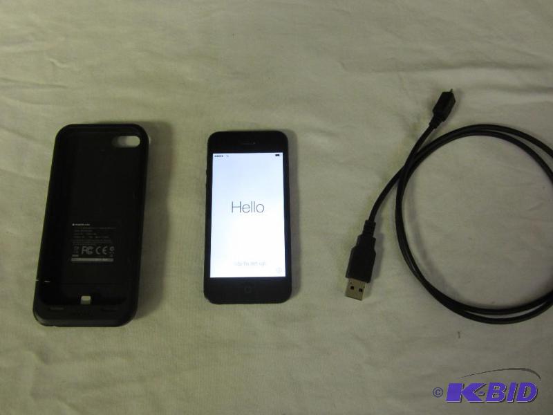 lot 30 image: Iphone 5 with Charge Case