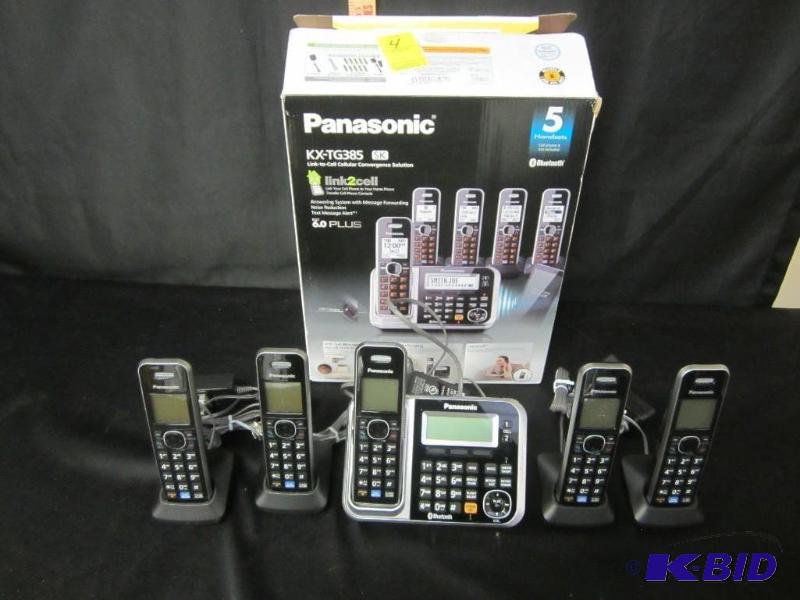 lot 4 image: Panasonic KX-TG385 5 Piece Telephone System