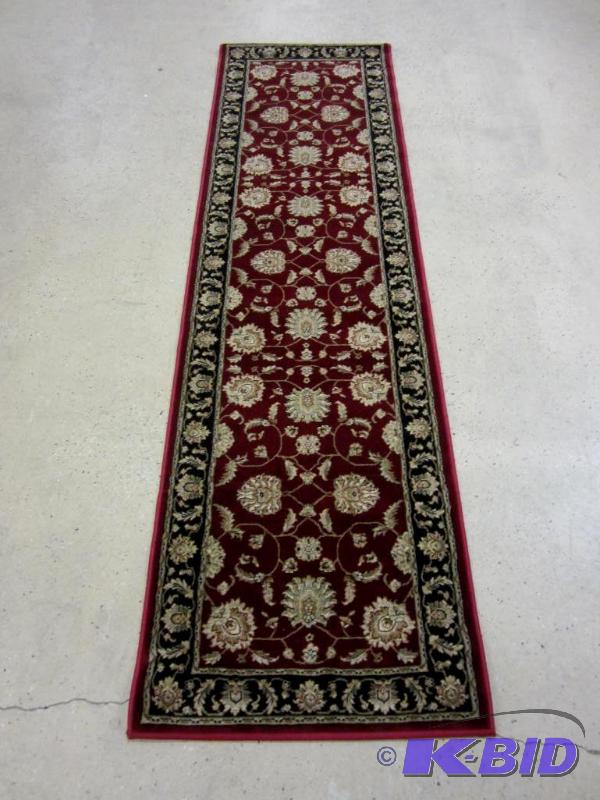 lot 41 image: Rug Runner