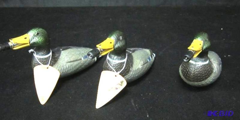 lot 62 image: Mallard BBQ Lighters