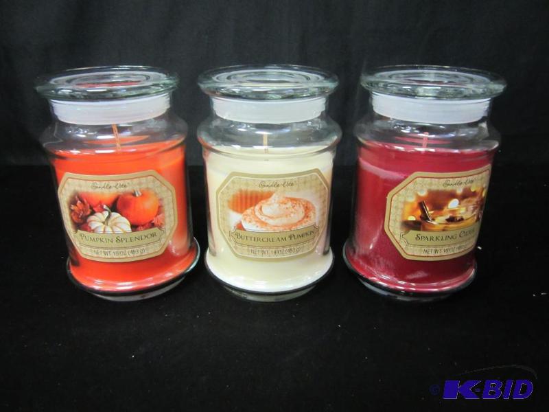 lot 65 image: Candles