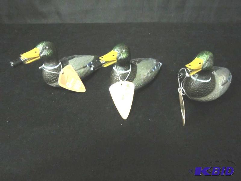 lot 67 image: Mallard BBQ Lighters