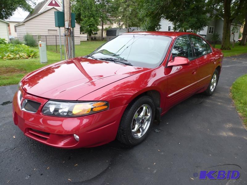 lot 5 image: 2005 Pontiac Bonneville&nbspSE Has 3800 V6 ...