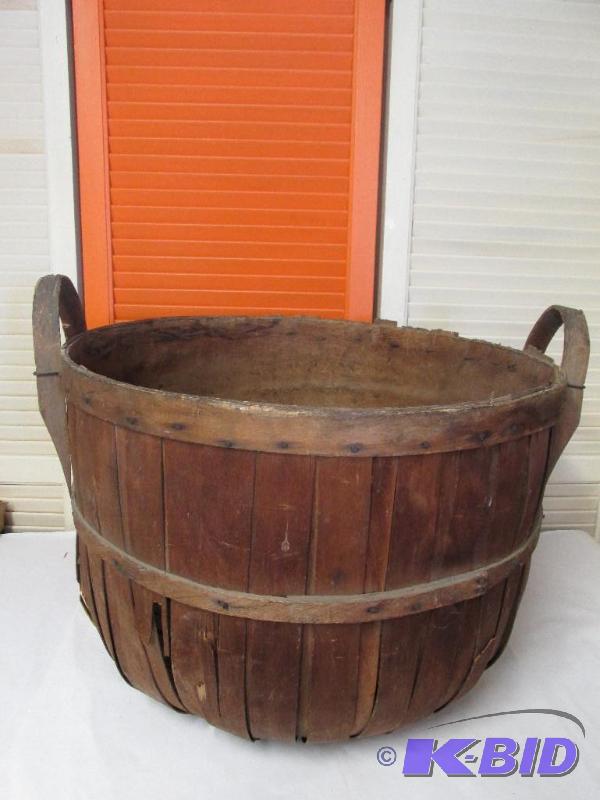 Vintage, Antique, Very Old Hand-Crafted -- Large 5 Bushel Basket () Basket.
