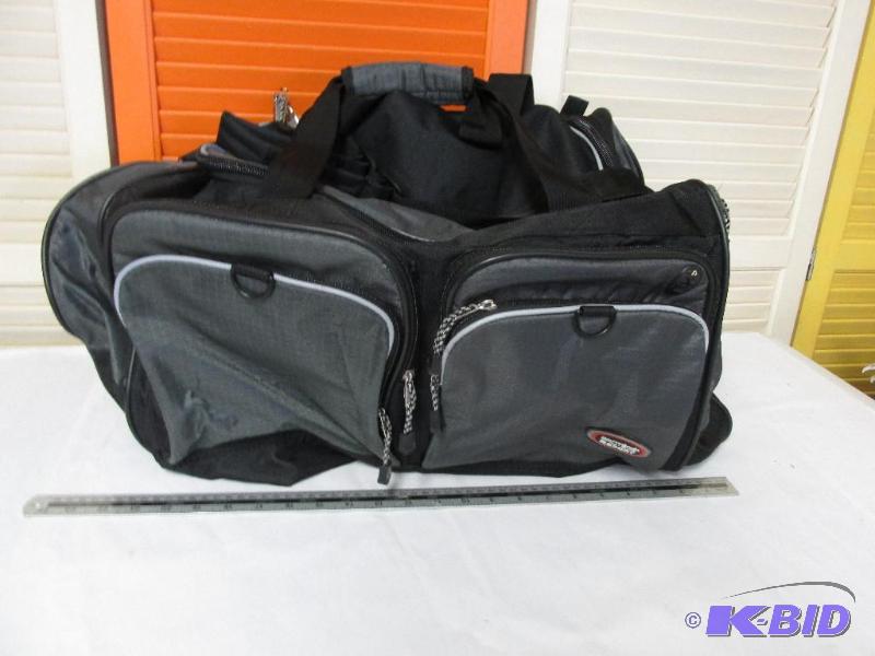 Protege Sport -- Sports Bag.