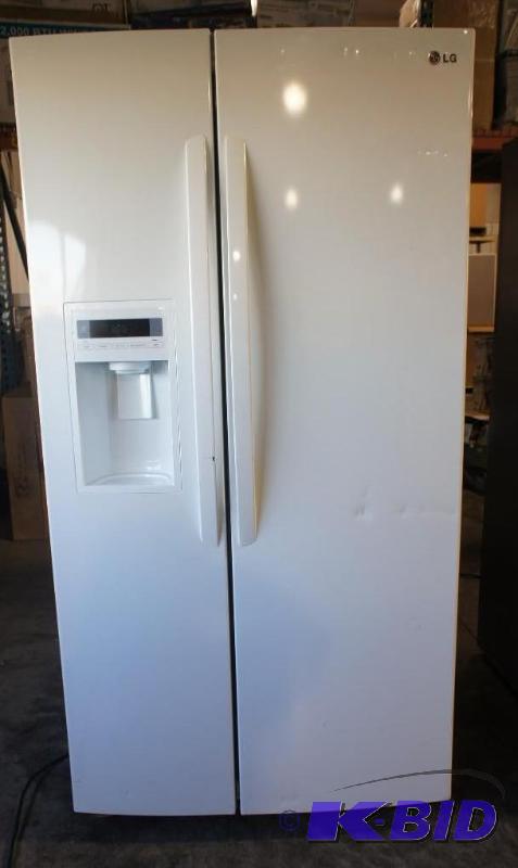 New LG Refrigerator Model # (LSC27925SW) 26.5...