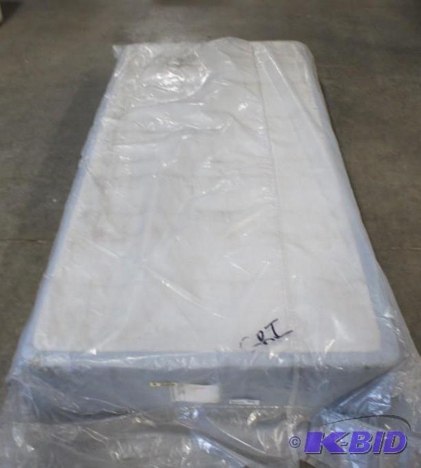 Serta Twin Box Spring. MSRP $159. Dirt on pla...