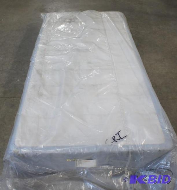 Serta Twin Box Spring. MSRP $159. Dirt on pla...