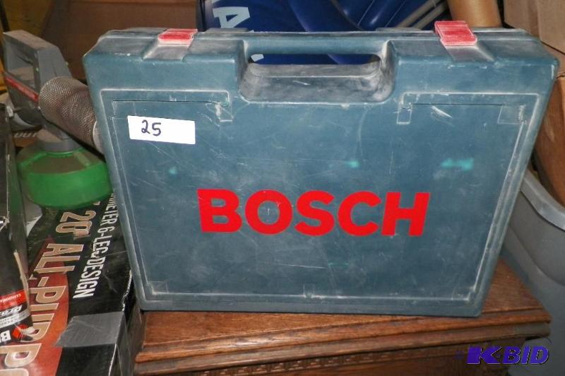 lot 25 image: Bosch 1640VS Fine Cut Saw