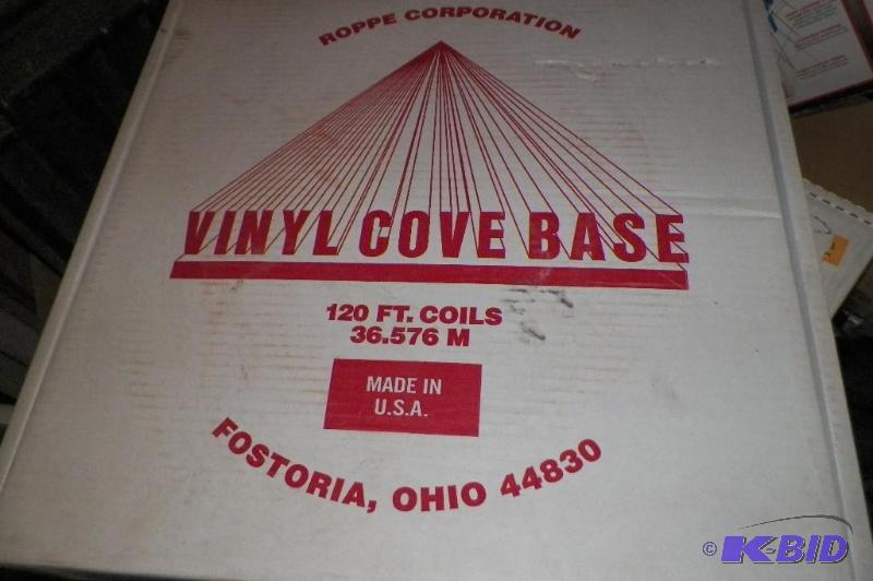 lot 32 image: Black 4 inch Vinyl Cove base