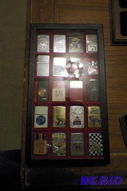 lot 57 image: Lighter display case with glass front- Holds 20 lighters LIGHTERS ARE NOT INCLUDED