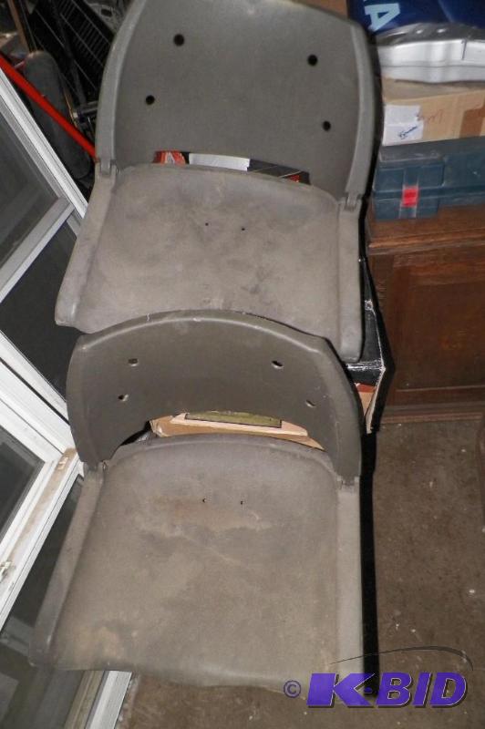 lot 6 image: 2 Boat Seats