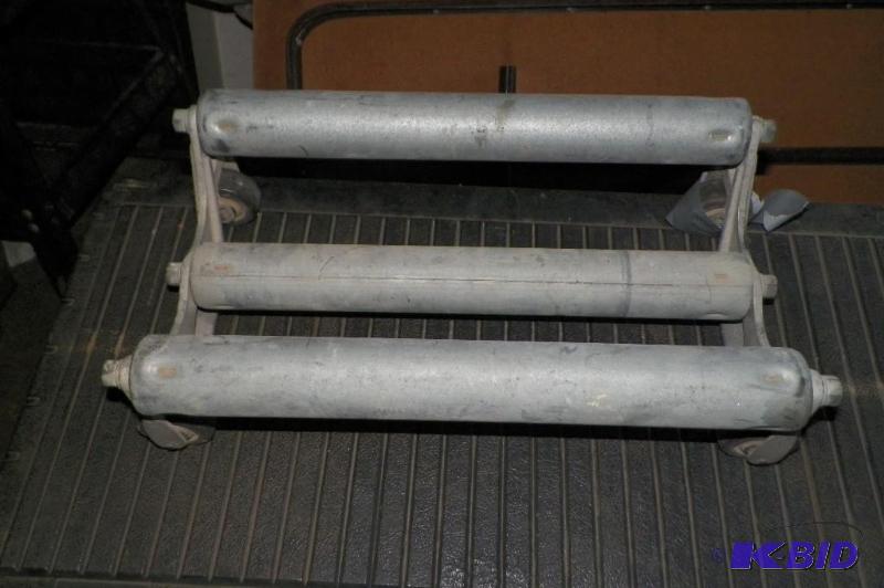 lot 75 image: Vinyl Roll Cart