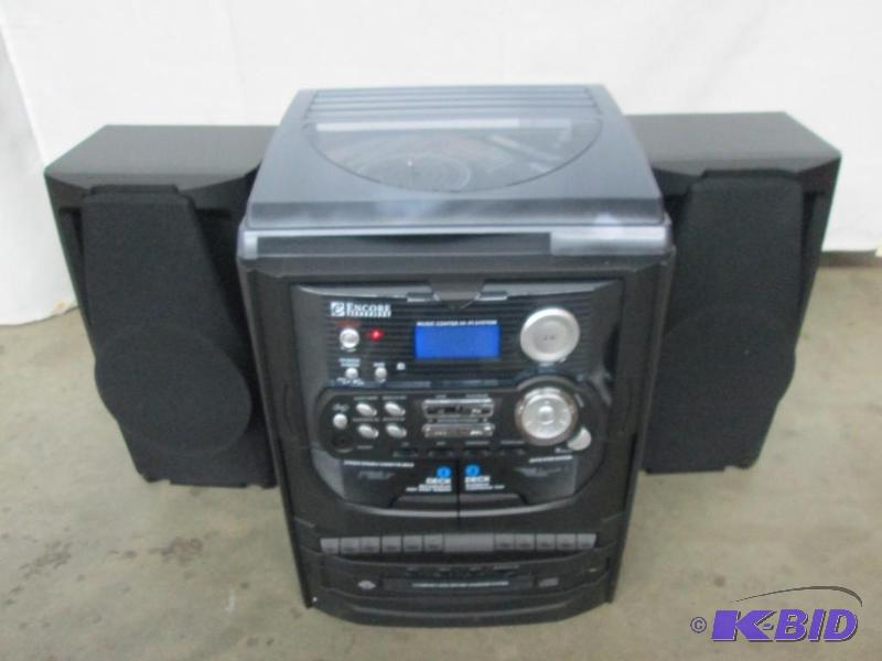 Encore Technology 3 CD Turntable w Headphones