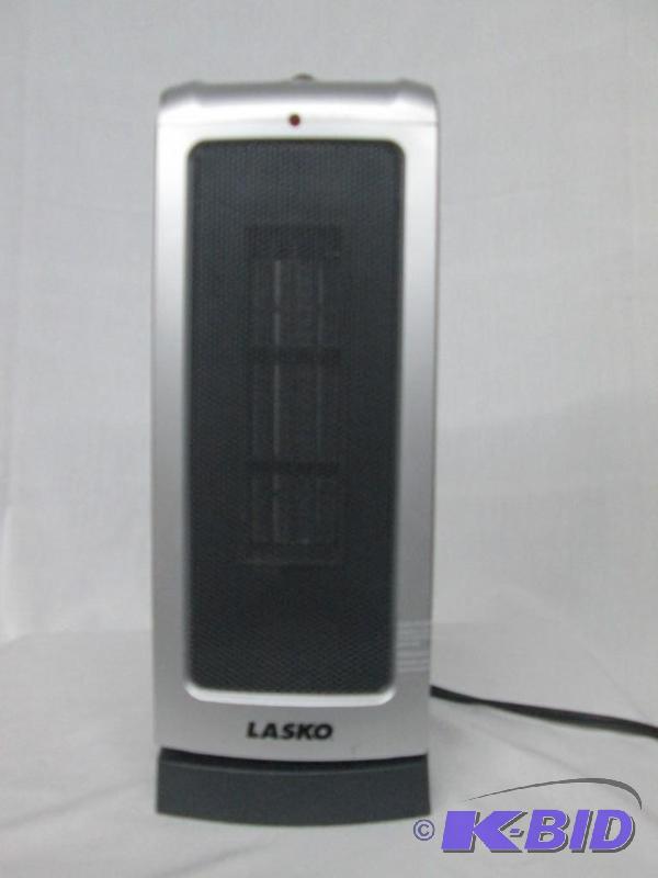 Lasko 1500 Watt Oscillating Compact Tower Heater