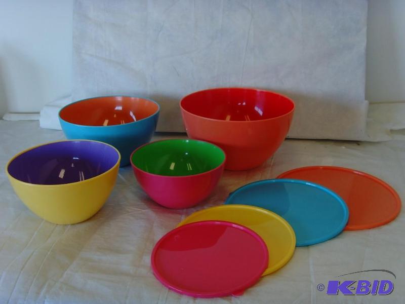 lot 133 image: 8 Piece Multi Color Bowl Storage