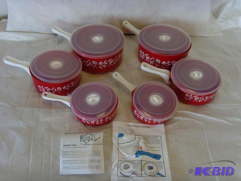 lot 45 image: 12 Piece Microwave Cook & Storage