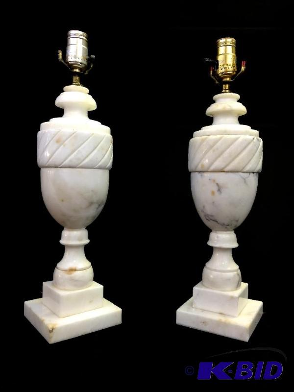 lot 20 image: Vintage Carrera Marble Italian lamps set of 2