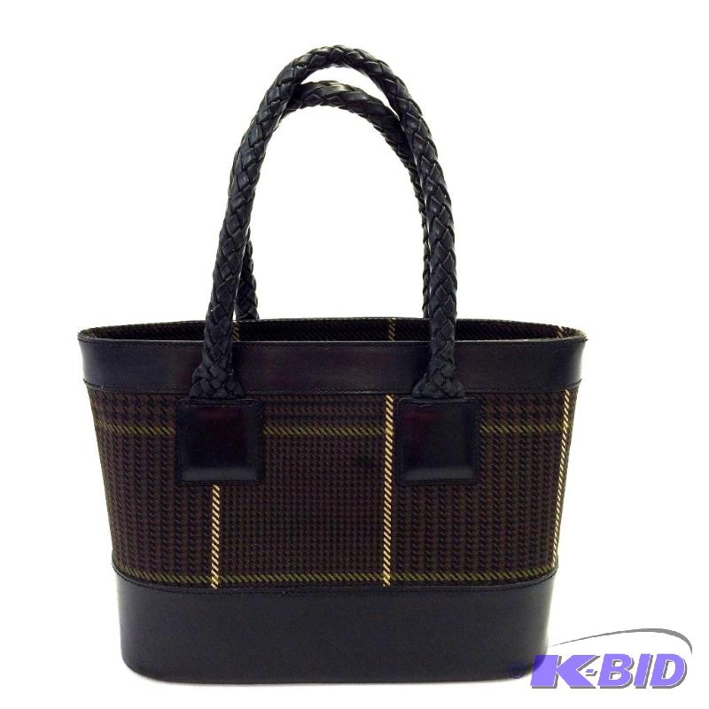 lot 8 image: Ralph Lauren leather and plaid purse