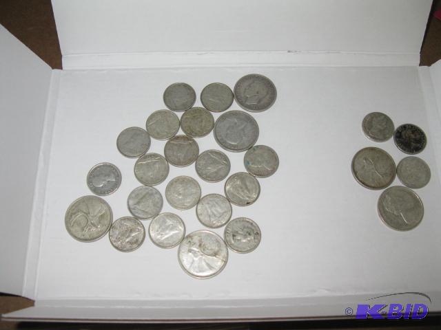 Canadian Coins, 80% silver-17 dimes and 4 qua...