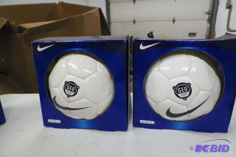 2 Nike Geo 250 Soccer Balls