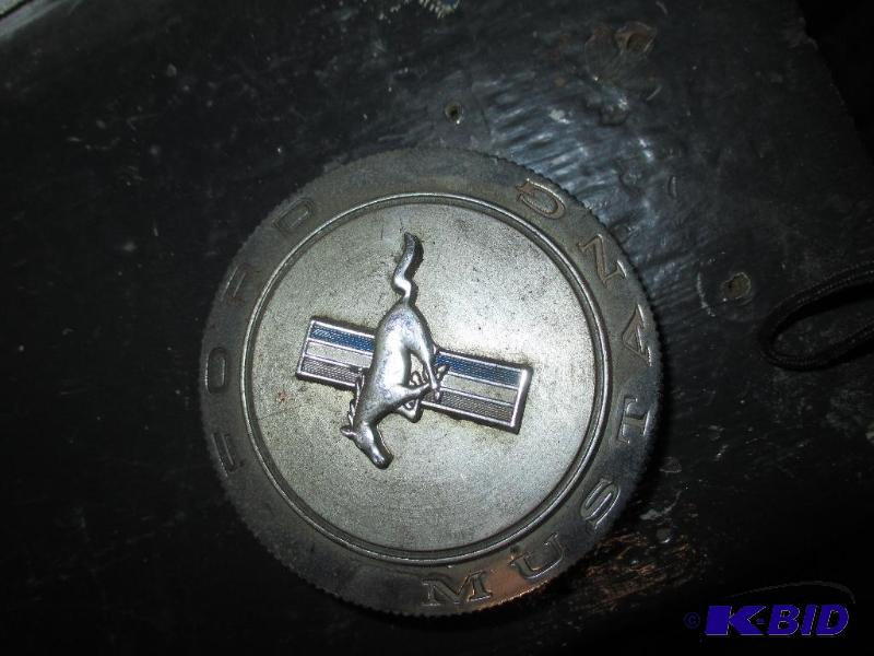 Ford mustang gas cap