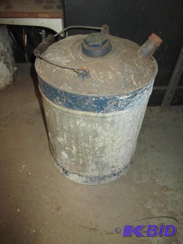 Old gasoil can