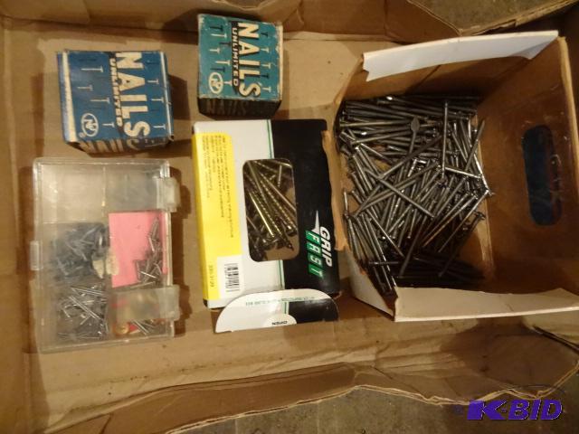 lot 125 image: Misc Nails...