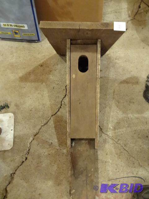 lot 164 image: Wood Blue Bird House...
