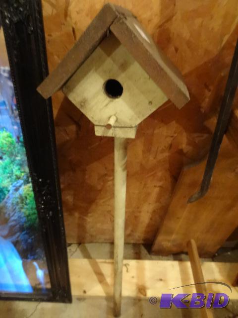 lot 185 image: In Ground Bird House...