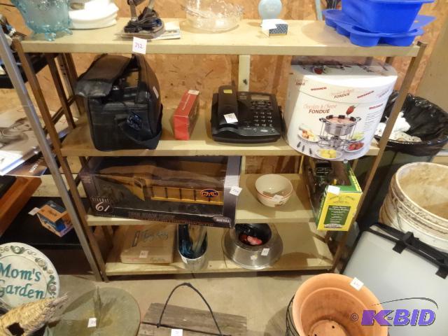 lot 232 image: Metal Shelving Unit. No Contents. 36 X 9 X 36...
