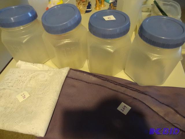 lot 271 image: 4 Plastic Canisters. 2 Qt....