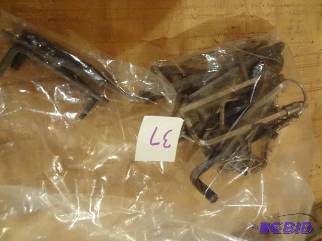 lot 37 image: Misc Allen Wrenches...