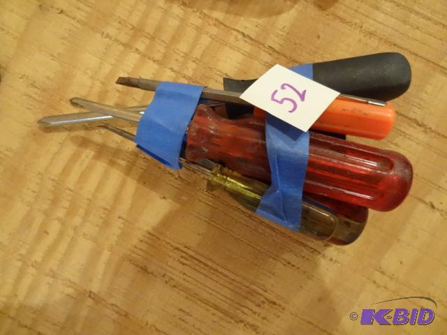 lot 52 image: Misc Screwdrivers...