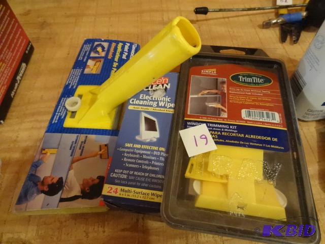lot 61 image: Paint Pad. Window Trimming Kit, Electronic Cl...