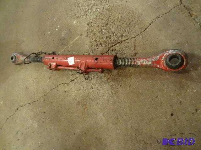 lot 87 image: Adjustable 3 PT Hitch Link. From 1066 Interna...