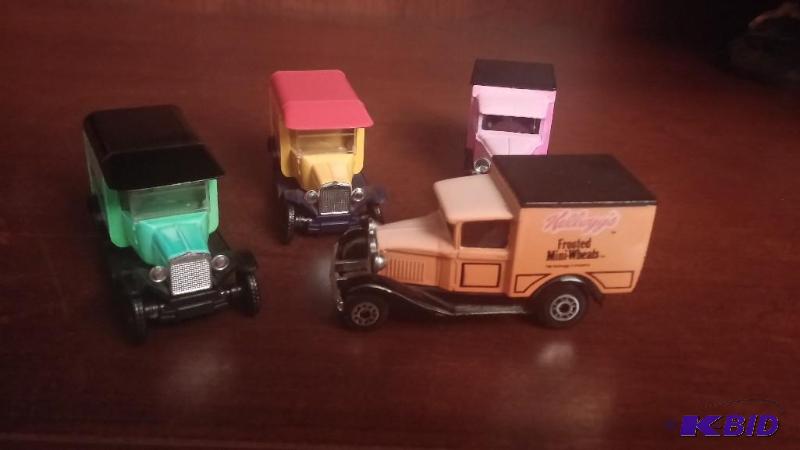 4 MATCHBOX DIECAST KELLOGGS TRUCKS...