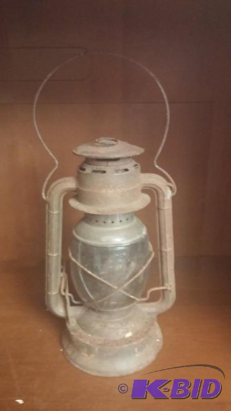 Vintage Railroad Oil Lamp...