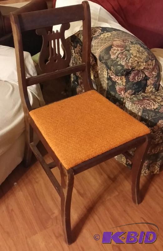 Small vintage wooden music chair...