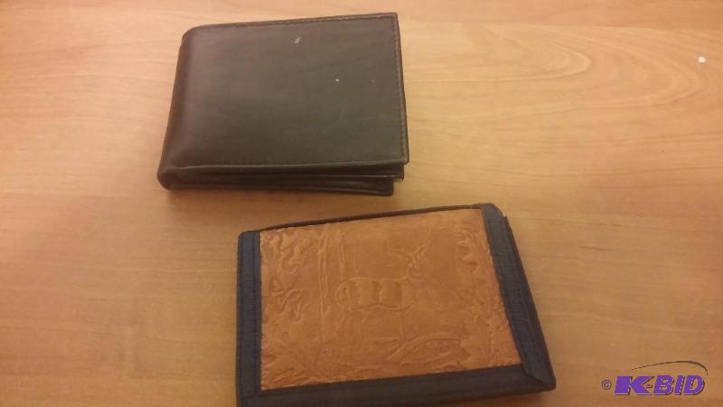Lot of 2 NEW wallets, leather and Deer Scene...