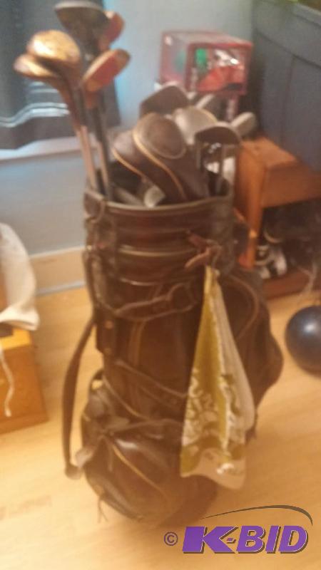 Complete set of Golf Clubs, woods are top qua...